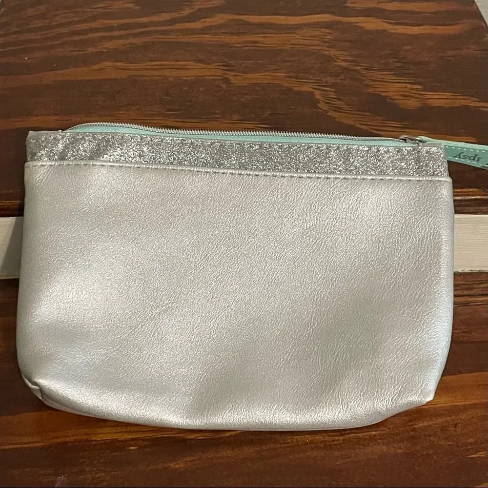2 Ipsy Bags… Pink and Blue Good Vibes, And Silver & Blue